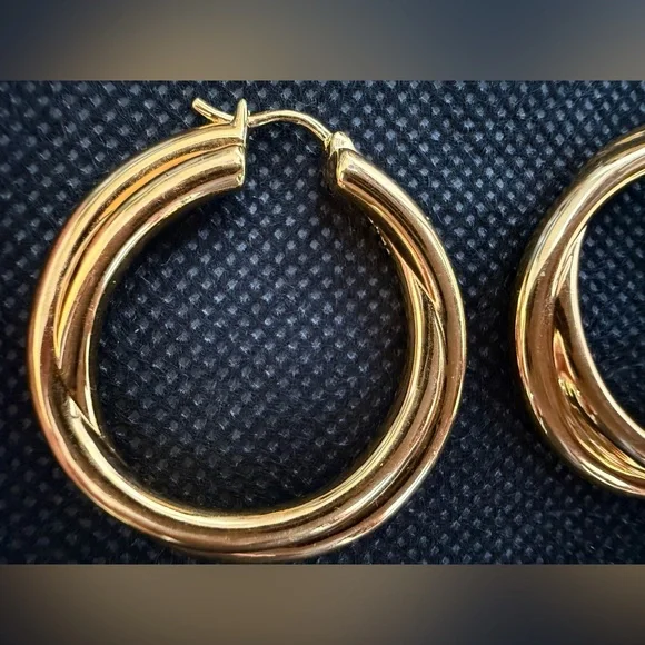 Missoma Lucy Williams Entwine Hoop Earrings – Gold Vermeil PRELOVED - Picture 6 of 8